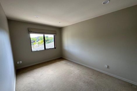 Photo of property in 11 Whiteways Drive, Dairy Flat, Albany, 0792