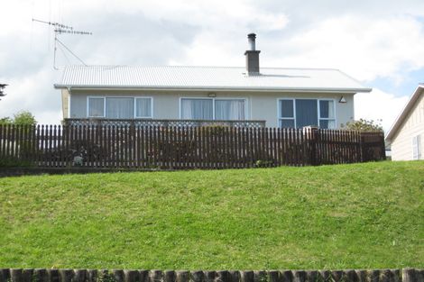 Photo of property in 56 Karaka Street, Castlecliff, Whanganui, 4501