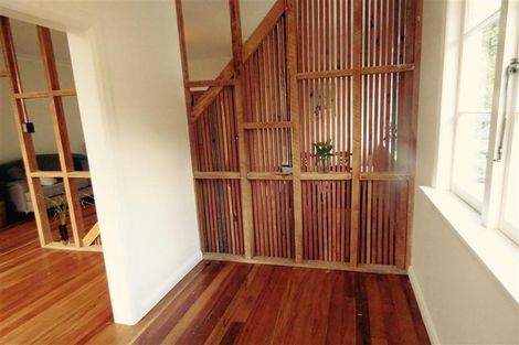 Photo of property in 12 Tamar Street, New Plymouth, 4310