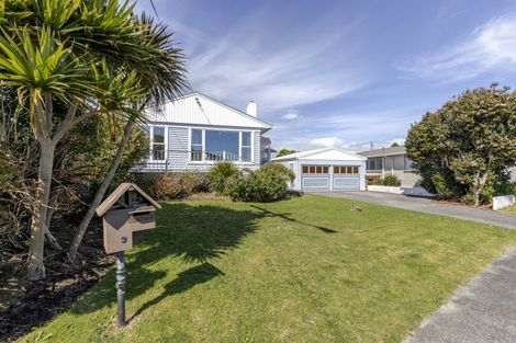 Photo of property in 3 Tay Street, Spotswood, New Plymouth, 4310