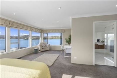 Photo of property in 43 Pendennis Point, Camborne, Porirua, 5026