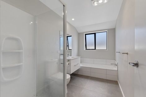 Photo of property in 10 Bianca Crescent, Stratford, 4332