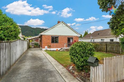 Photo of property in 16 Brook Street, Waiwhetu, Lower Hutt, 5010