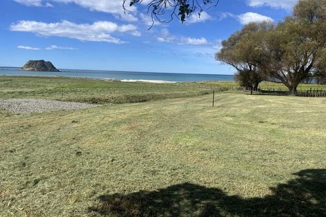 Photo of property in 1447 Anaura Road, Anaura Bay, Tokomaru Bay, 4079