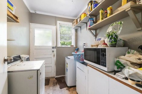 Photo of property in 180 Naenae Road, Naenae, Lower Hutt, 5011