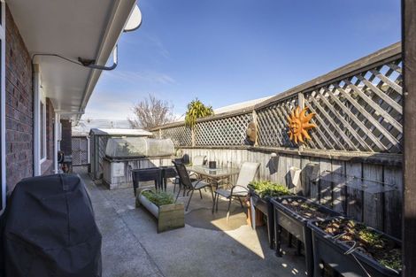 Photo of property in 3 Sandel Rise, Merrilands, New Plymouth, 4312