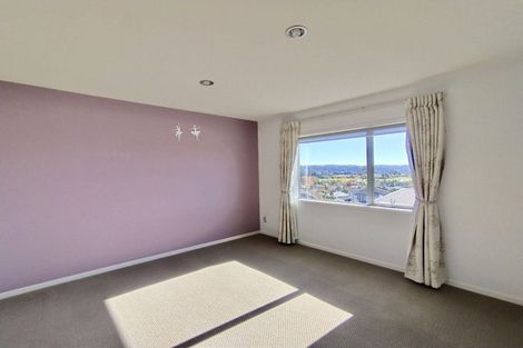 Photo of property in 72 Oakway Drive, Schnapper Rock, Auckland, 0632