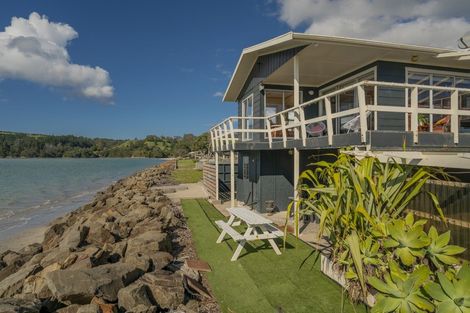 Photo of property in 133 Captain Cook Road, Cooks Beach, Whitianga, 3591