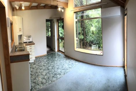 Photo of property in 12 Cross Street, Karori, Wellington, 6012