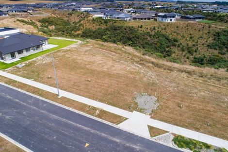 Photo of property in 81 Atlantic Drive, Fitzherbert, Palmerston North, 4410