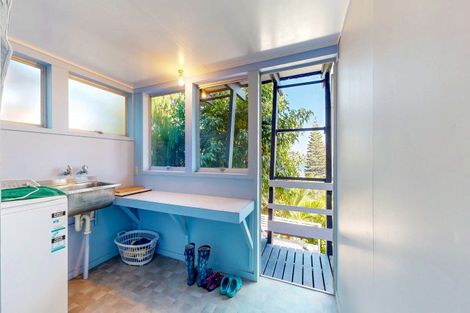 Photo of property in 31 Patui Avenue, Ngarimu Bay, Thames, 3575