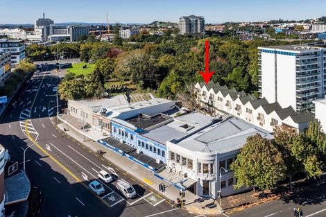 Photo of property in Henry Walton Flats, 9/2 Upper Queen Street, Auckland Central, Auckland, 1010