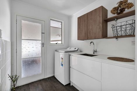 Photo of property in 162 Brecon Road, Stratford, 4332