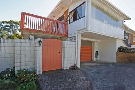 Photo of property in 2/9 Roseburn Place, Pakuranga, Auckland, 2010