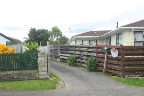 Photo of property in 12b Poutini Place, Manurewa, Auckland, 2102