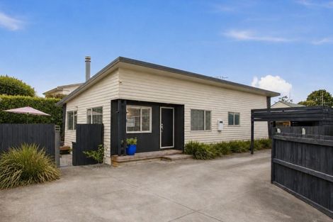 Photo of property in 8a Hawea Street, Mount Maunganui, 3116