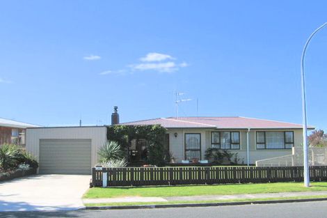 Photo of property in 43a Farm Street, Mount Maunganui, 3116