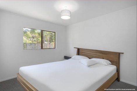 Photo of property in 15 Kawakawa Road, Whitianga, 3510