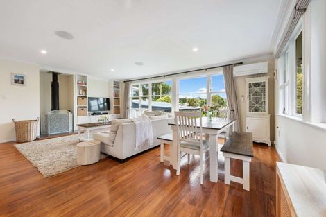 Photo of property in 21 Chartwell Avenue, Glenfield, Auckland, 0629