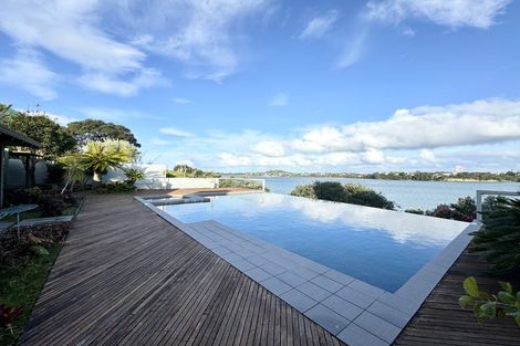 Photo of property in 10 Marine Terrace, Bayswater, Auckland, 0622