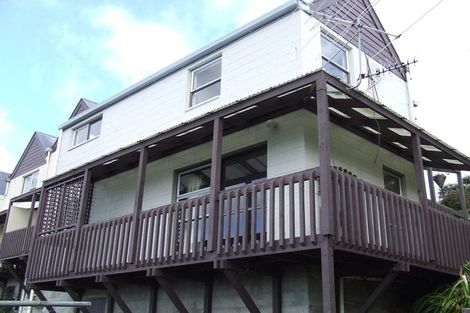 Photo of property in 1/6 Kaikoura Street, Maupuia, Wellington, 6022