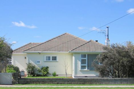 Photo of property in 38 Park Street, Foxton, 4814