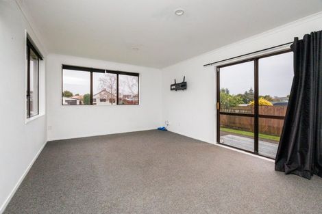 Photo of property in 4 Cedar Grove, Highbury, Palmerston North, 4412