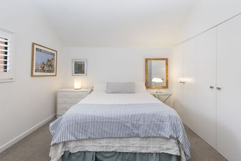 Photo of property in 4/56 Hewitts Road, Merivale, Christchurch, 8014