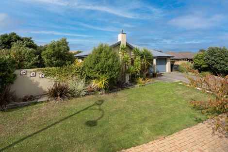 Photo of property in 24 Clearview Drive, Milson, Palmerston North, 4414