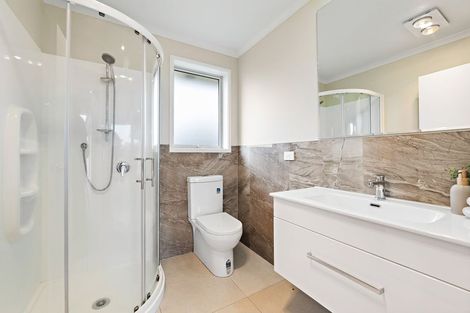 Photo of property in 1 Reremoana Close, Hawera, 4610