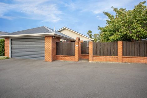 Photo of property in 120b Somerfield Street, Somerfield, Christchurch, 8024