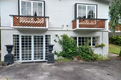 Photo of property in 35 Tremaine Avenue, Two Mile Bay, Taupo, 3330