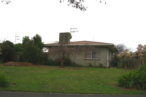 Photo of property in 27 Meadowbrook Drive, Cloverlea, Palmerston North, 4412