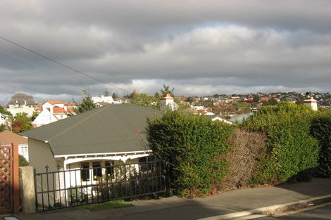 Photo of property in 25 Prestwick Street, Maori Hill, Dunedin, 9010