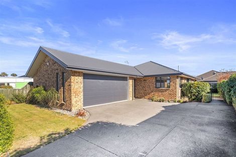 Photo of property in 11 Kahuraki Drive, Pegasus, 7612