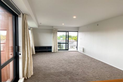 Photo of property in Gloucester Towers, 13/28 Gloucester Street, Christchurch Central, Christchurch, 8013