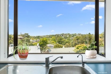 Photo of property in 2/15 Flavia Close, Torbay, Auckland, 0630