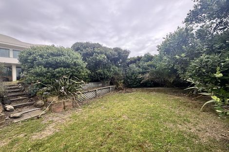 Photo of property in 69 Field Way, Waikanae Beach, Waikanae, 5036