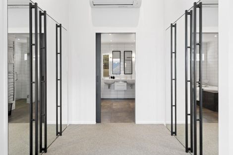 Photo of property in 3a Galway Court, Queenstown, 9300