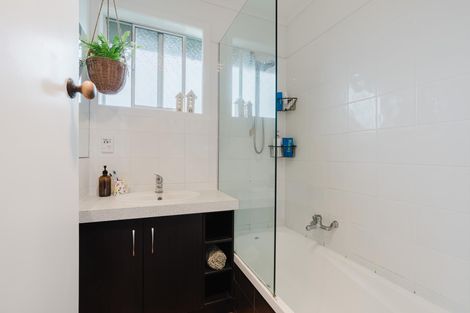 Photo of property in 59 Sandwich Road, St Andrews, Hamilton, 3200