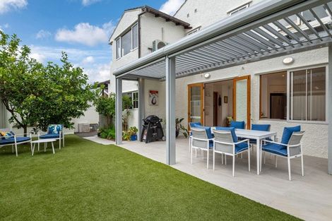 Photo of property in 2/14 Sanders Avenue, Takapuna, Auckland, 0622