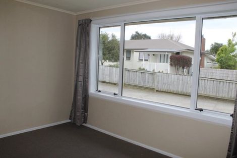 Photo of property in 20 Queen Road, Bellevue, Tauranga, 3110