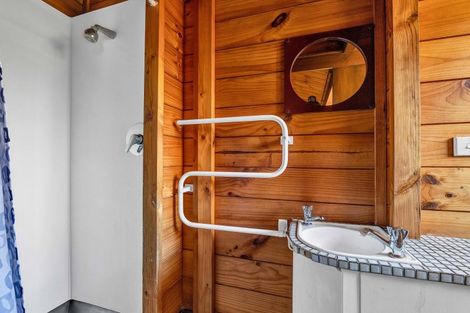 Photo of property in 4 Rennell Street, Frankleigh Park, New Plymouth, 4310