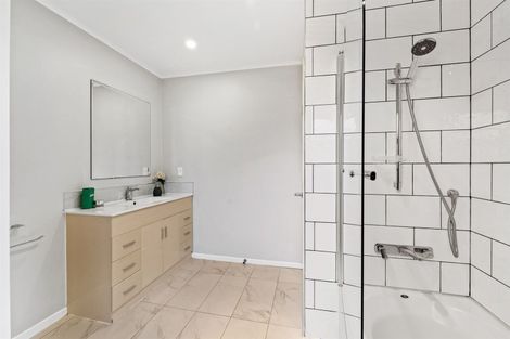 Photo of property in 31 Scott Road, Stanmore Bay, Whangaparaoa, 0932