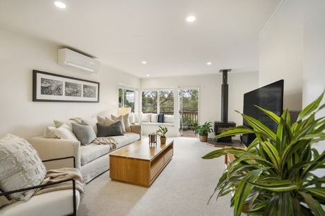 Photo of property in 13b Rodney Road, Northcote Point, Auckland, 0627