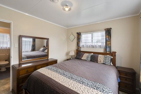 Photo of property in 21 Railway Road, Bunnythorpe, Palmerston North, 4478