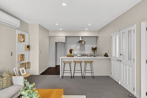 Photo of property in 15 Saint Peters Close, Woolston, Christchurch, 8062