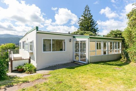 Photo of property in 89 Renown Road, Raumati South, Paraparaumu, 5032