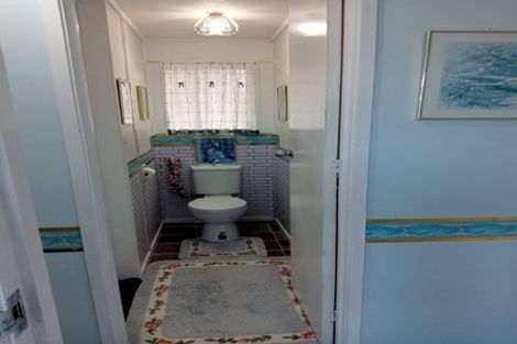 Photo of property in 11 Iredale Road, Hawera, 4610