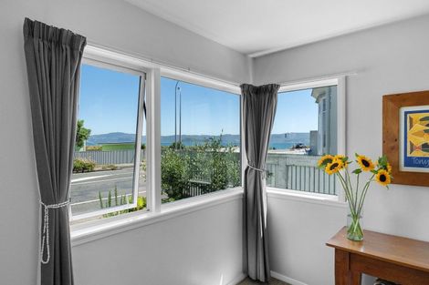 Photo of property in 71 Muritai Road, Eastbourne, Lower Hutt, 5013